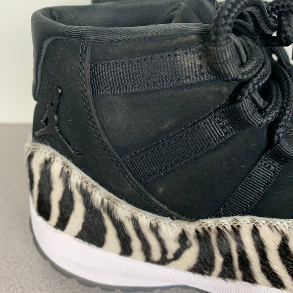 Air Jordan 11 Animal Instinct AR0715-010 Women's size 10 - Picture 2 of 16